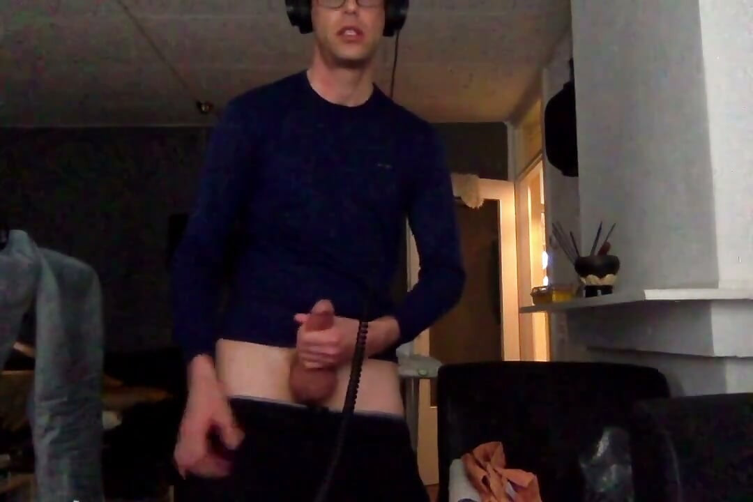 Nice Dick Pumping at My Friends Place