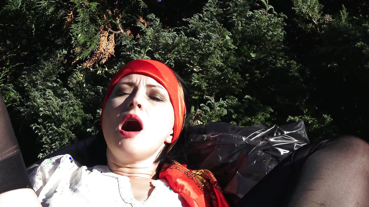 Wanilianna's Indian Summer Part 2 w 4K