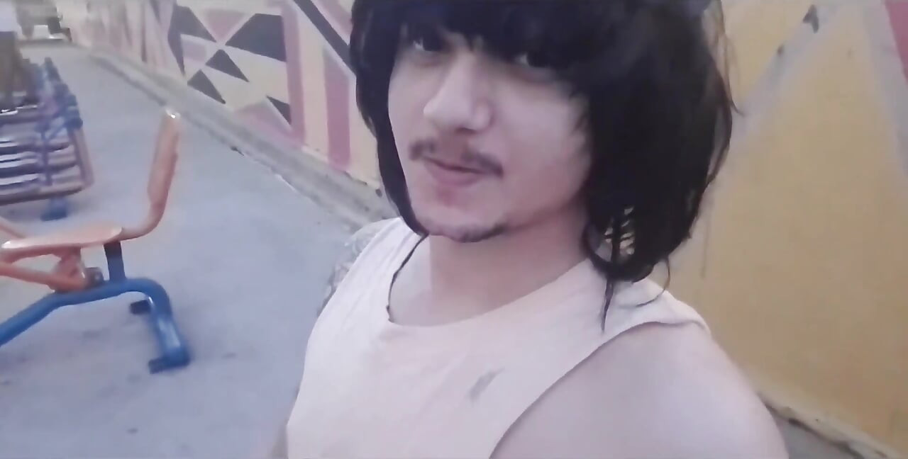 Porno Oyuncusu Olan Dilenci