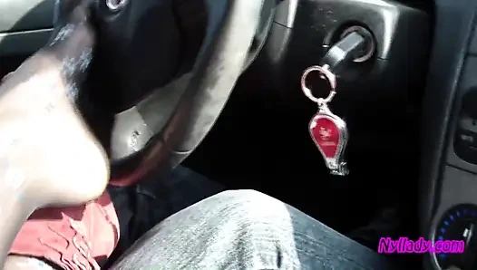 Arabada kocamla oynuyor