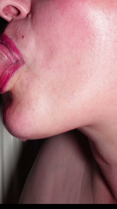 Pusing Blowjob Mature .4k | Clip 1