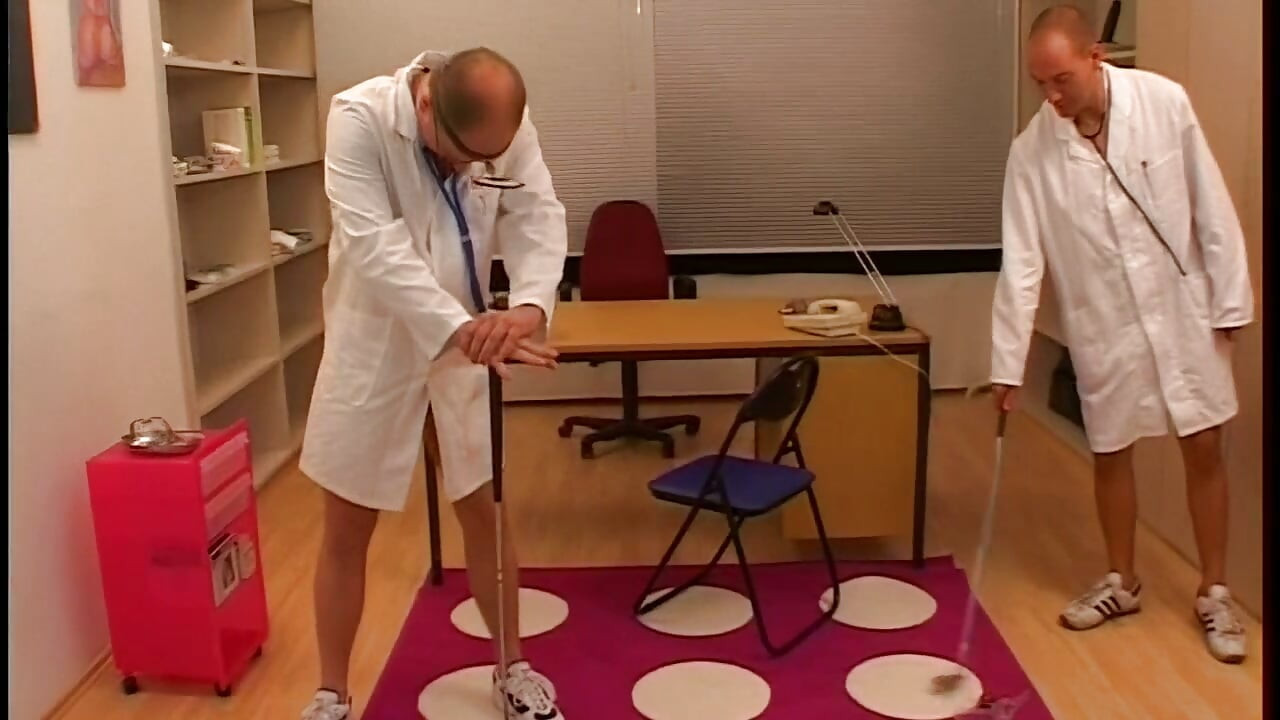 Napalona dupa chce dużego kutasa