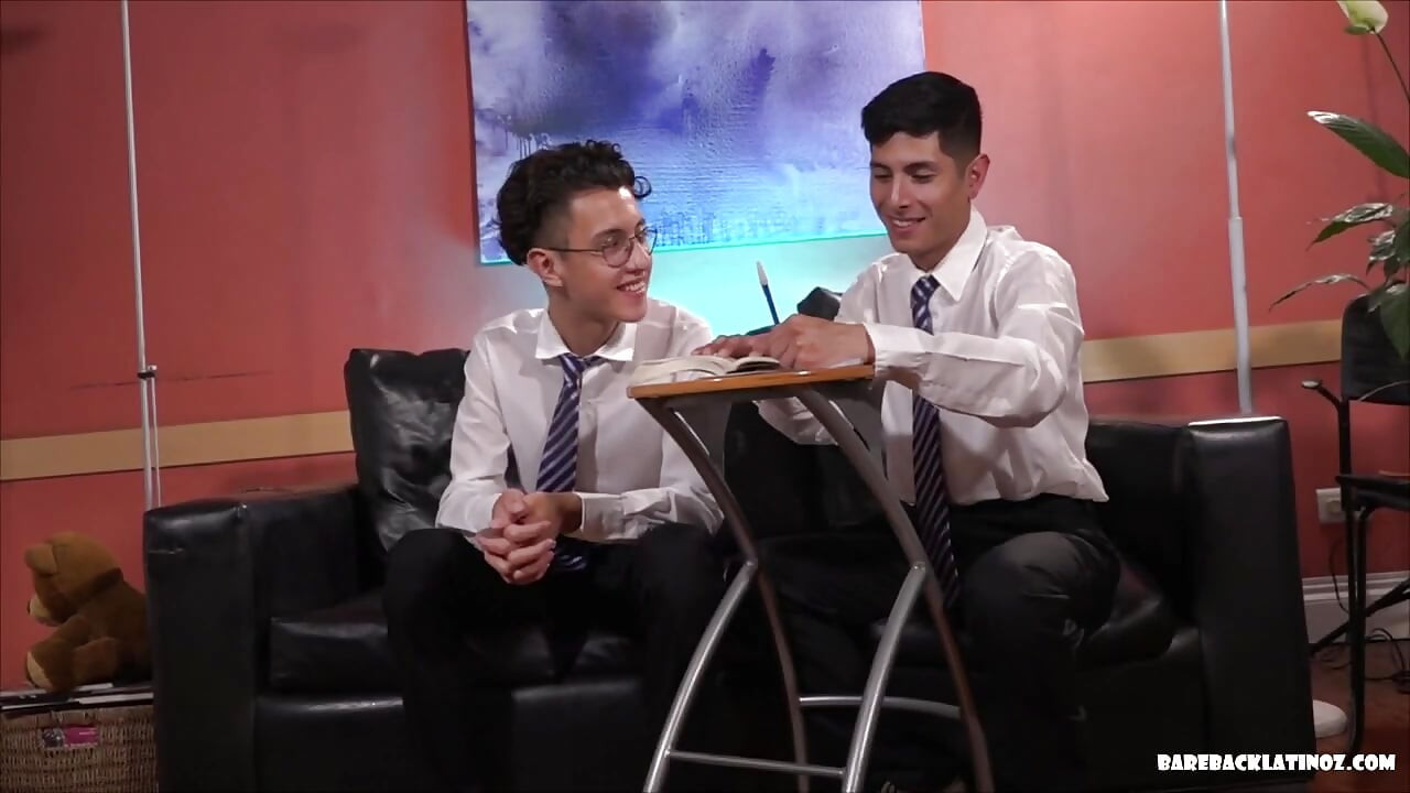 Latin Twinks Will and Anibal Barebacking