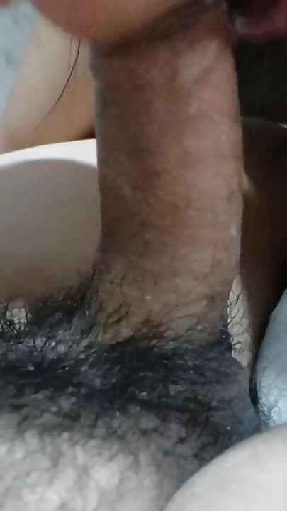 girl love sucking until cum