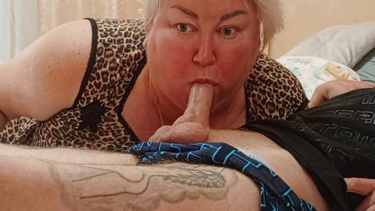 Neighbor swallows a mouthful of cum after sucking