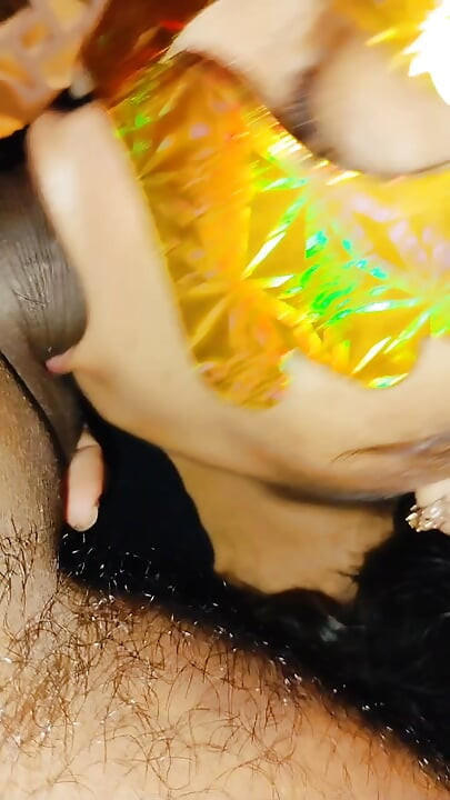 Sri Lankan Horny Stepdaughter Sucking My cock soo Hard