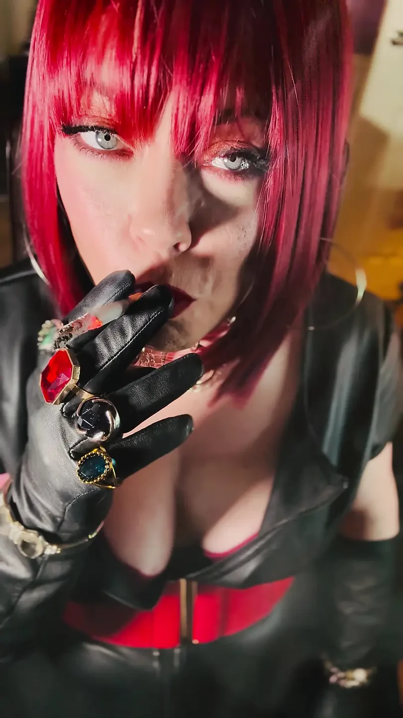 Miss Tina Snua Dressed In Leather & Tip To Tailing 2 Cigarettes – Gloves Smoking Smoker Drifts OMI OME Snap Inhale