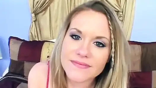 Die schöne blonde alissa liebt schwarze typen