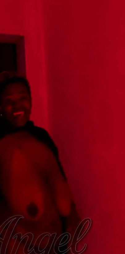 Chubby Busty Vampire Will Seduce You and Suck You [halloween]