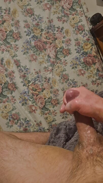 Multicum solo wanking mushroom head white cock with big nob and climaxing small load a long lasting pulsating orgasm