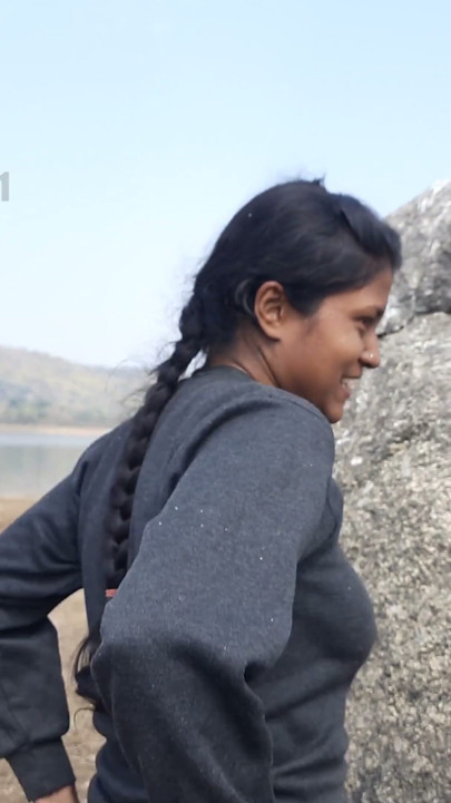 Jhil ke Kinare Chup Chup Ke Sex Kiya - Indian Outdoor Sex | Clip 2