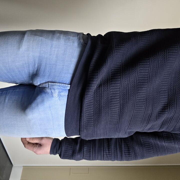 นูนและเล่นกับไข่และควย