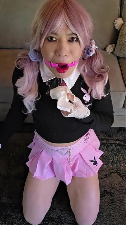 Trenutak koji morate vidjeti iz "Glupa kurva s ustima prerano svršavanje"