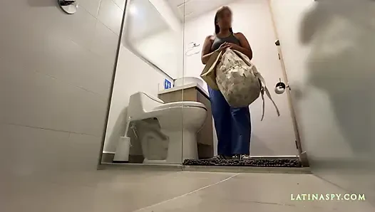 Hizmetçim en lezzetli vücuda sahip bölüm 1