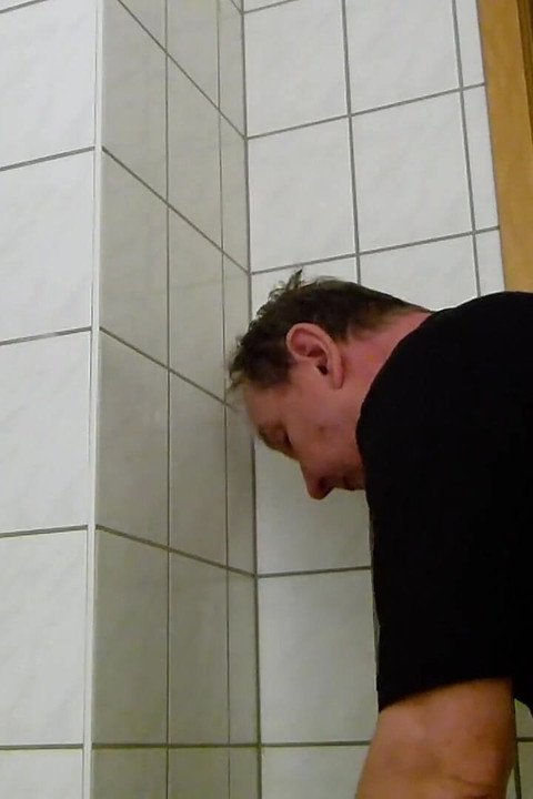 Andreas Sucks on a Big Fat Dildo