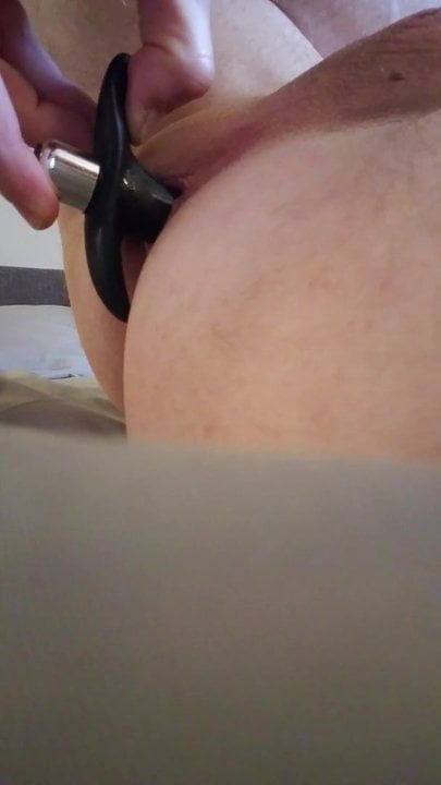 Playing with the butt plug:)