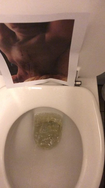 Piss tribute