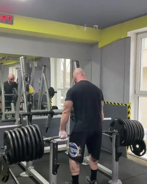 Muscle VIking in the gym!
