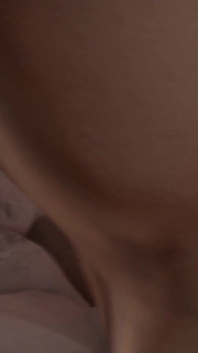 Moment epic de la "Tânăra profesoară suge pula și își fute curul cu o pulă mare l hentai 3D necenzurat"