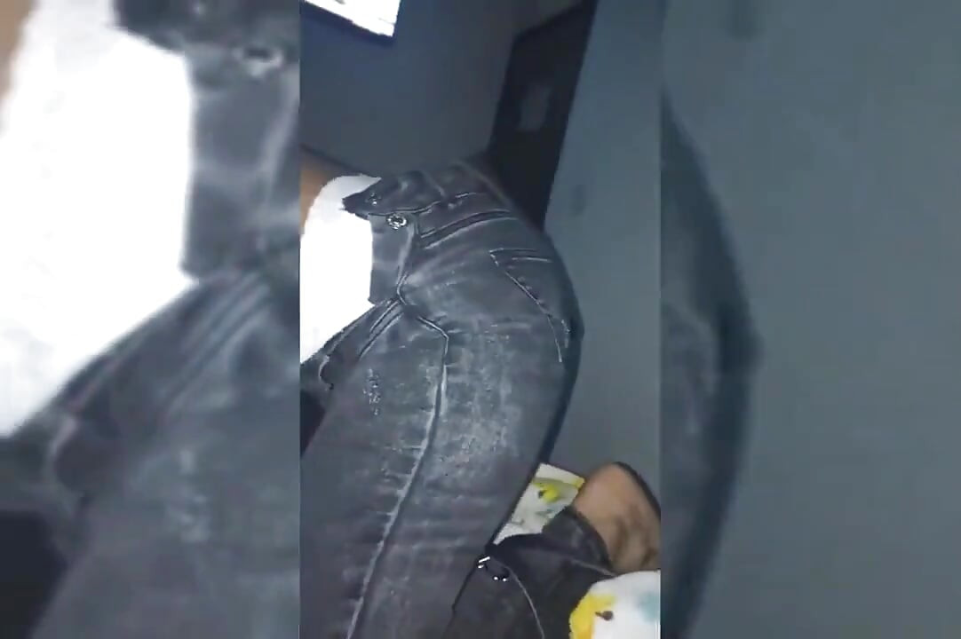 Si cewek hot rambut cokelat dengan toket kendor 18 tahun asal new york amerika serikat ngentot kontol besar abang tirinya bagian 29