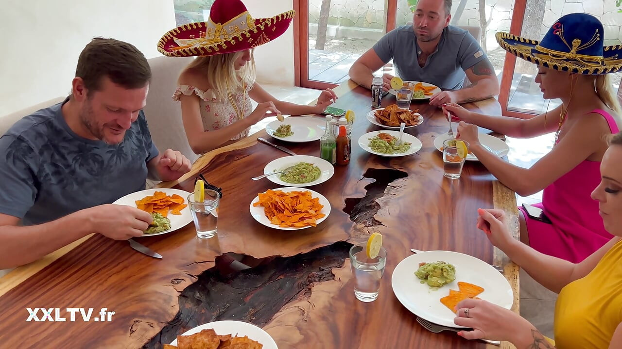 Orgy among libertines vacationing in Mexico