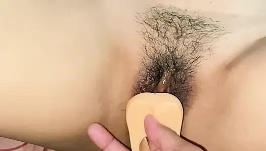 Colmekin bu guru sange pake dildo besar