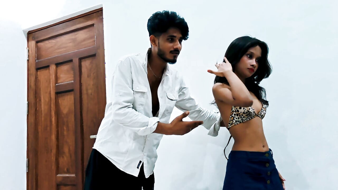 Indian teen desi girl enjoying sex with her boyfriend hindi audio video