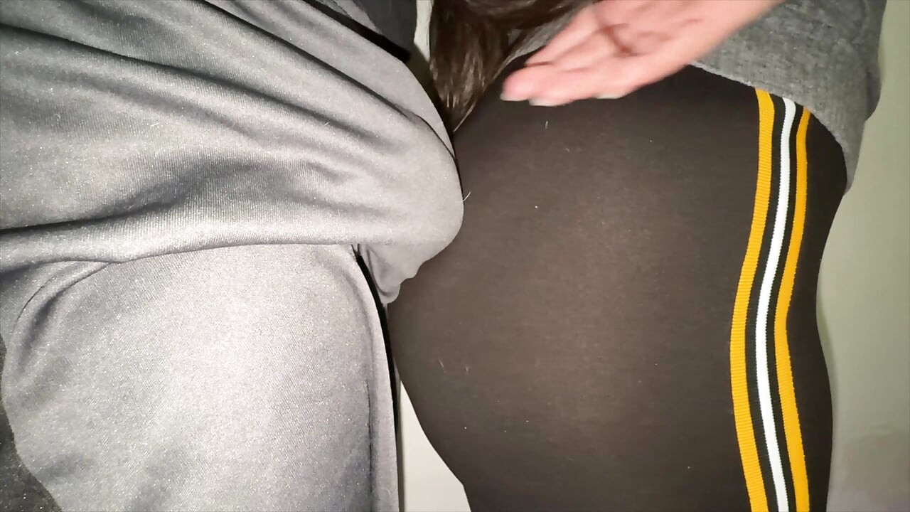 Big-assed Woman Grabs Stranger's Dick