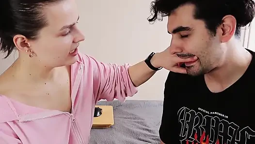 Beißende finger zum ersten mal