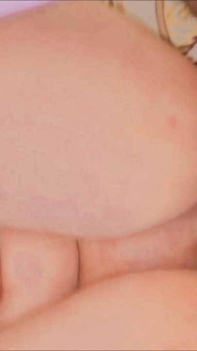 Hintli güzel üvey kız kardeş porno ve masterbate izlerken yakalandı (Hintçe sesli seks), Hintli güzel üvey kız kardeş sıkı amcık xxx | Klip 1