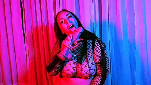 Halkın içinde kendimi sikiyorum