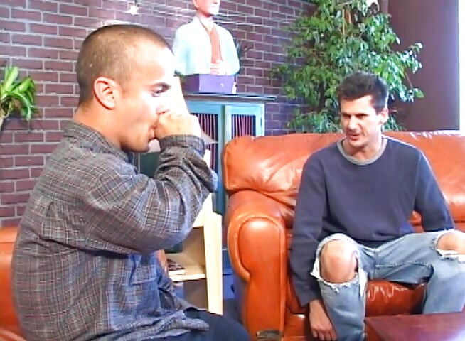 Πρωκτικό και τετράδα!