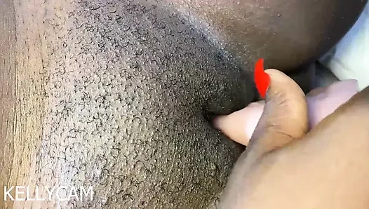 ICH HABE MEINE GANZE MUSCHI GEPACKT, UM IN MEIN ZIMMER ZU KOMMEN