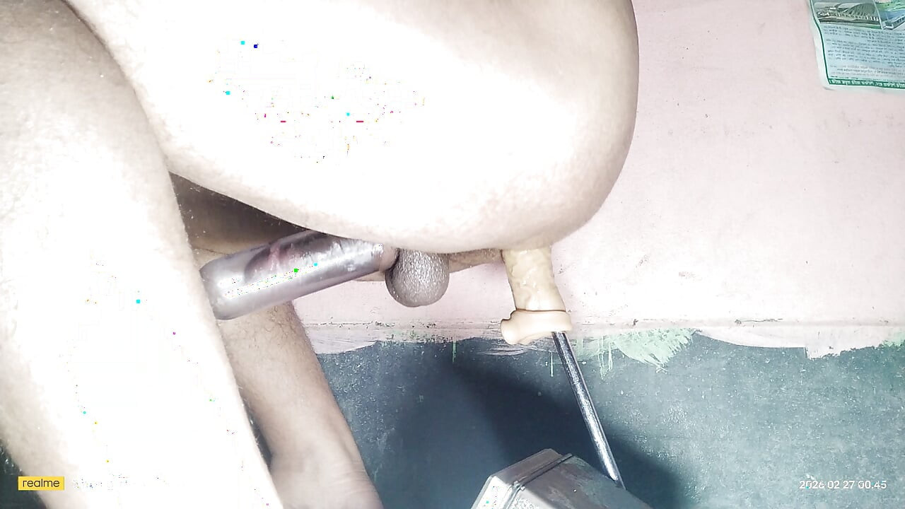 Anal sex with a toy is a different experience, come and play.Come on, let's have sex with toys, let's have fun,