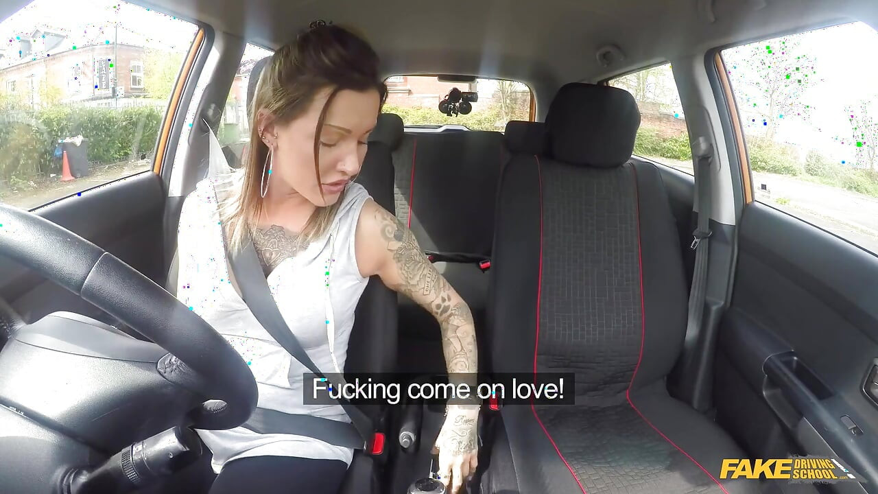 Fake Driving College - preñada desordenada y mamada de garganta profunda