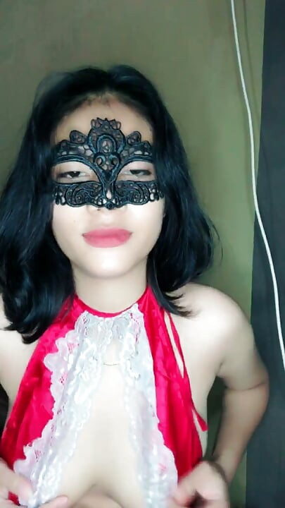Indo Girl Masked Masturbation Squirt