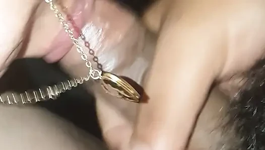 Nyepong kontol bosku sendiri