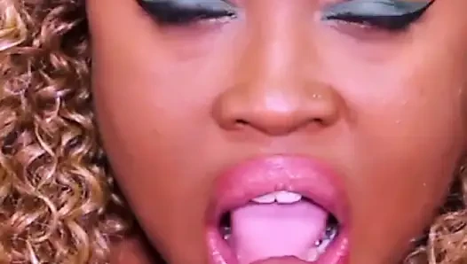 Newbie Nina Rivera Gives Her First Christmas Blowjob