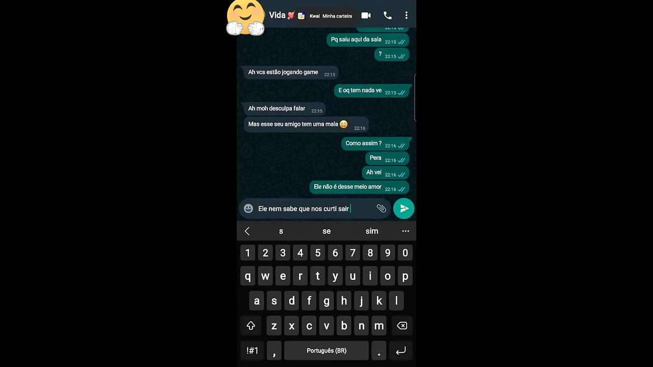 Meu corno mandou eu ir pro banheiro chupar o amigo dele porque eu tava olhando a mala dele, ele gozou super rápido