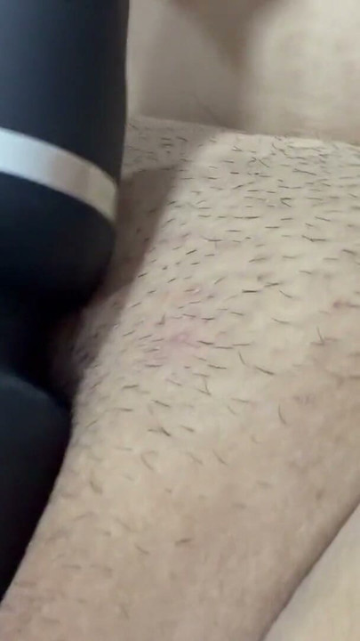 plays with her vibrator in her pussy very delicious | Clip 2