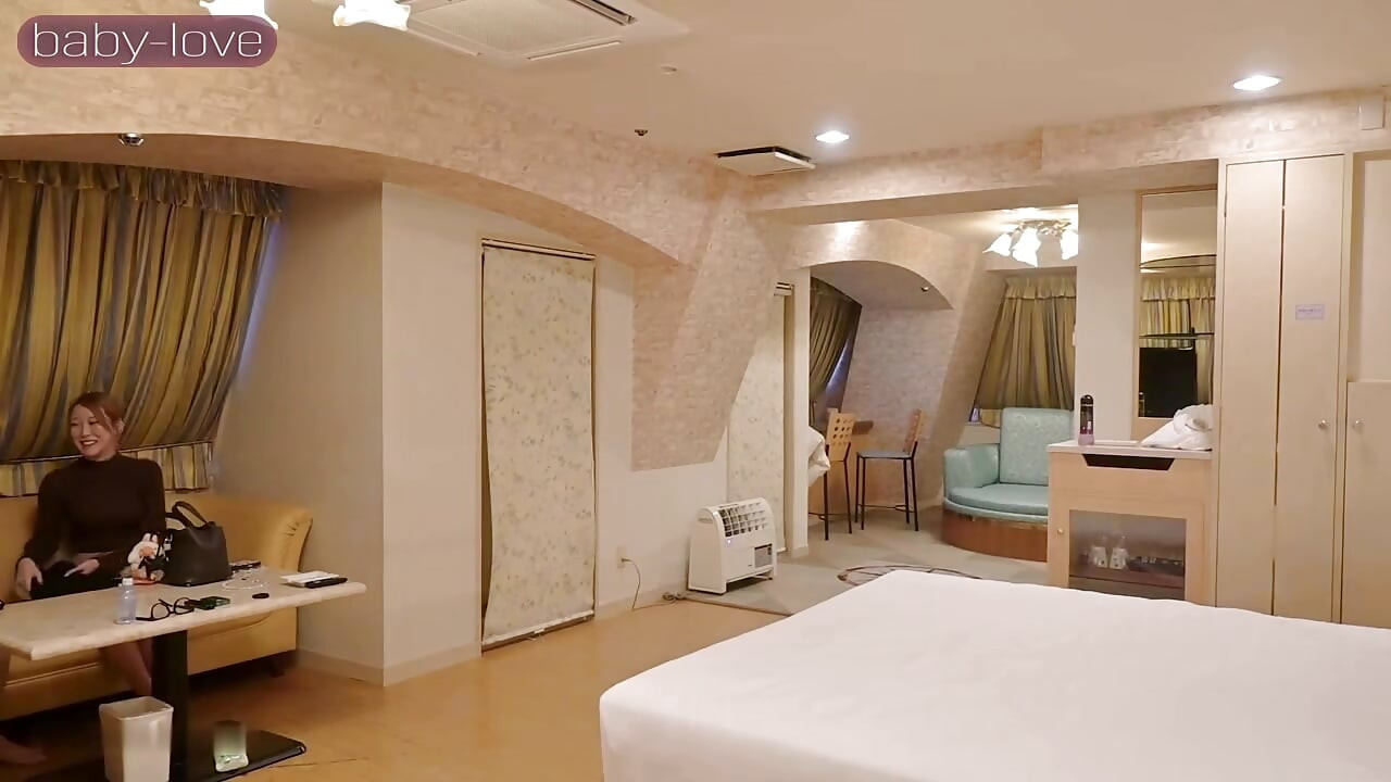 Uncensored Gal Esthetician: Dirty Service Drains Every Last Drop Then Creampie
