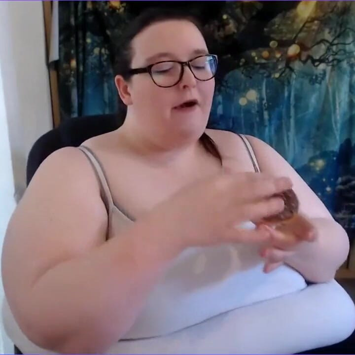 Το αφεντικό στέλνει ντόνατς σε υπάλληλο γραφείου