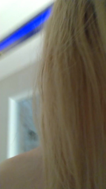 Thrilling moment from "A cross-dressing boy felt good with open-air bath masturbation"