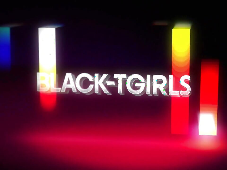 BLACK TGIRLS Dark-Skinned Trans Model Poses in Black Lingerie and Shows Ass