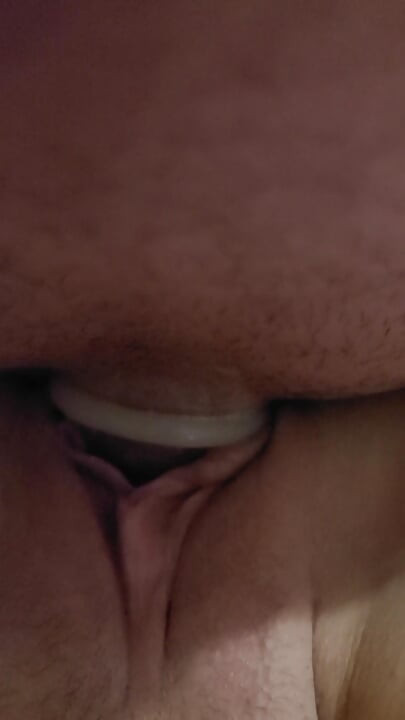 She gets a nice creampie after Cumming on his dick