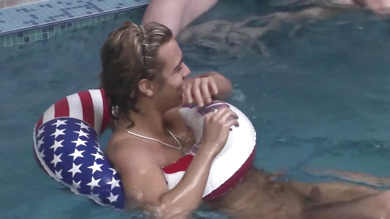 Exclusive video Bareback: Hot threesome fuck by the pool between sexy muscular men