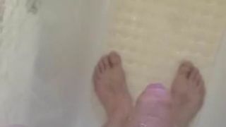kesilmemiş büyük horoz duş masturbasyon 1