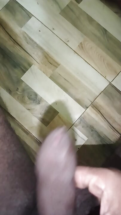 Meto hila kar maja le raha hu