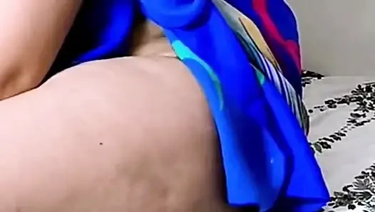 Video rekaman seks tante seksi arab salma dan nouveel dientot sama pria lain atas ijin suami