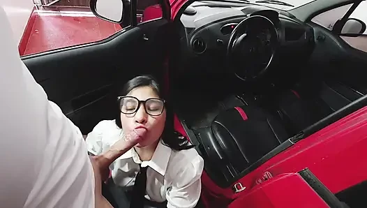 Son bölüm latin arkadaşımı otoparkta sikişmeye davet ediyorum.. Götünü siktiriyor ve yüzüne süt alıyor